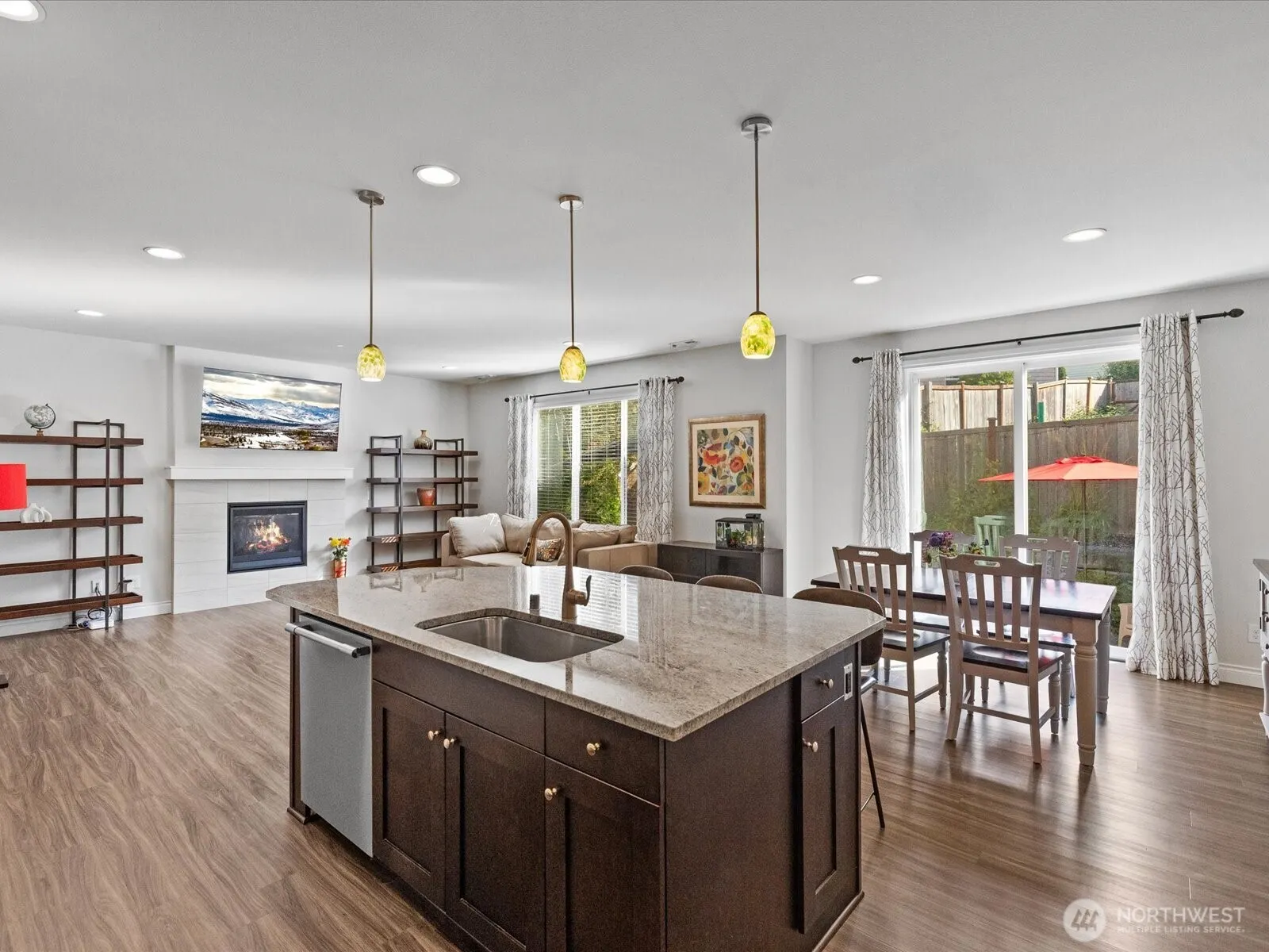 20334 85th Place NE, Bothell, WA 98011
