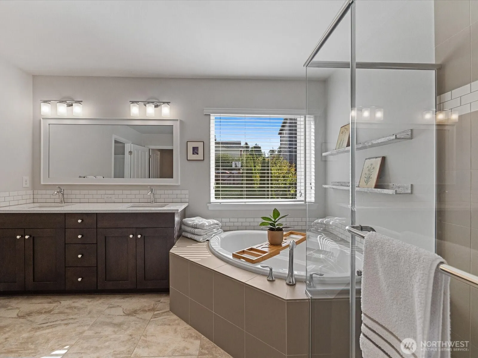 20334 85th Place NE, Bothell, WA 98011