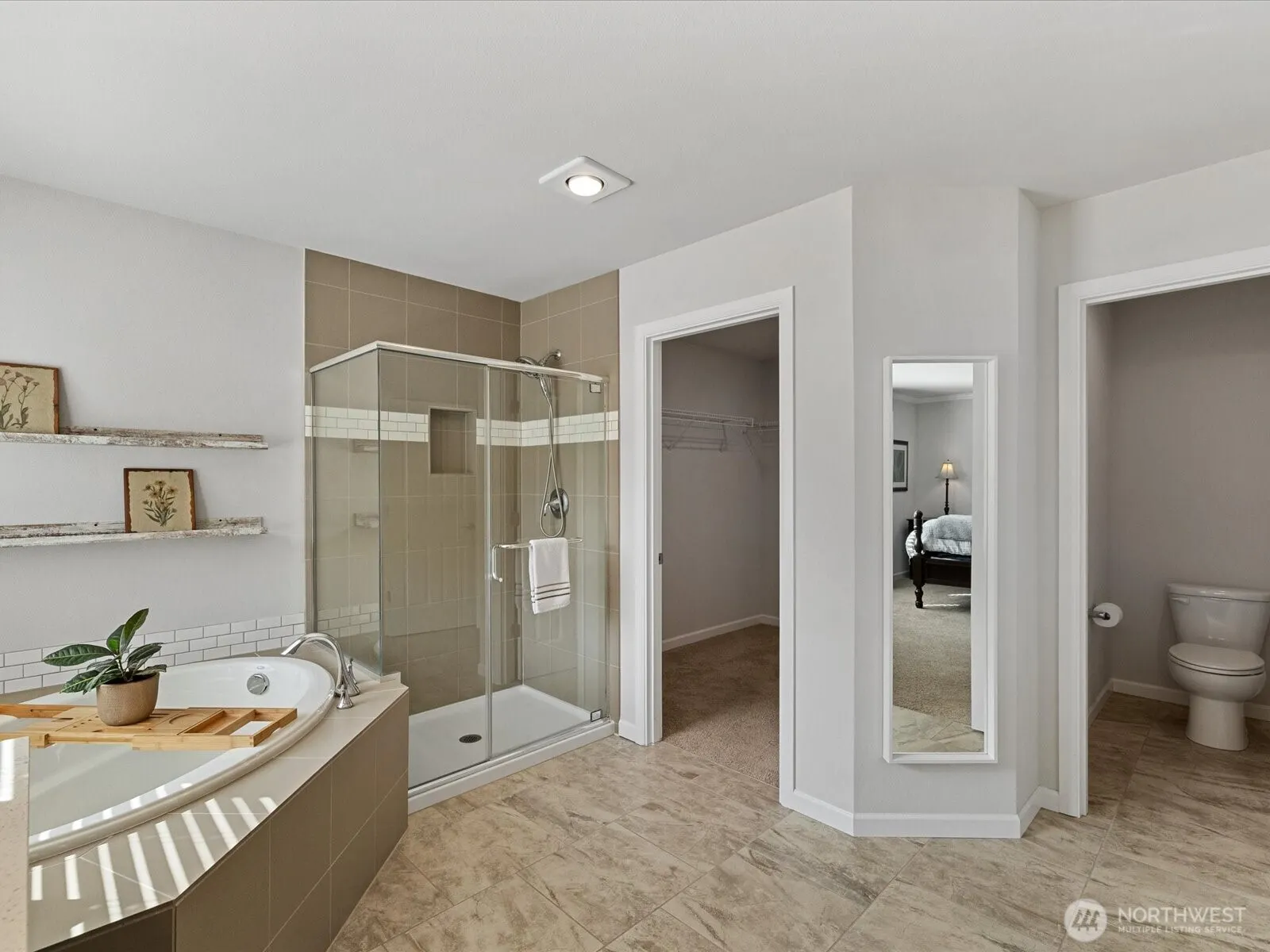20334 85th Place NE, Bothell, WA 98011