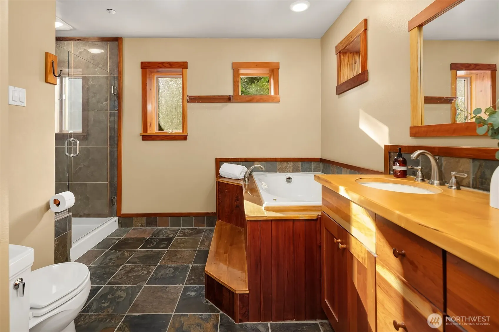 12317 176th Avenue SE, Renton, WA 98059