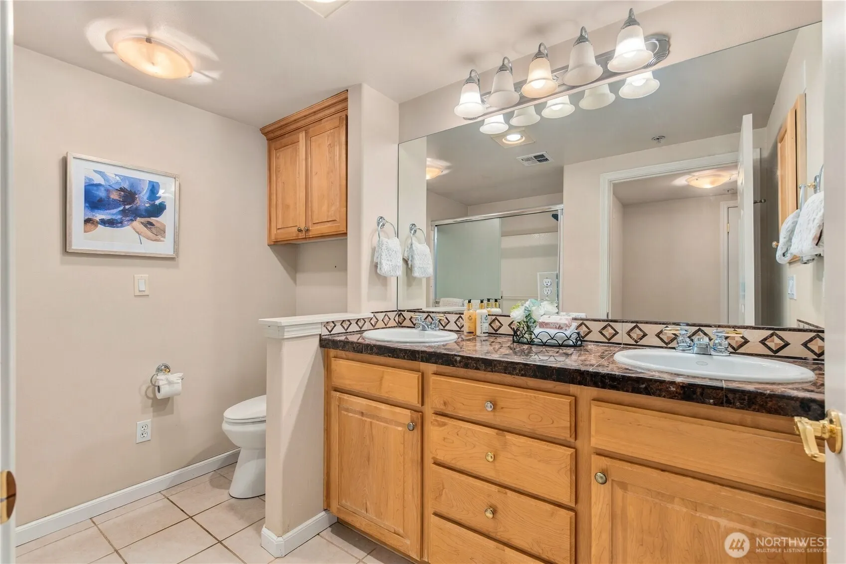 4535 Providence Point Place SE #102, Issaquah, WA 98029