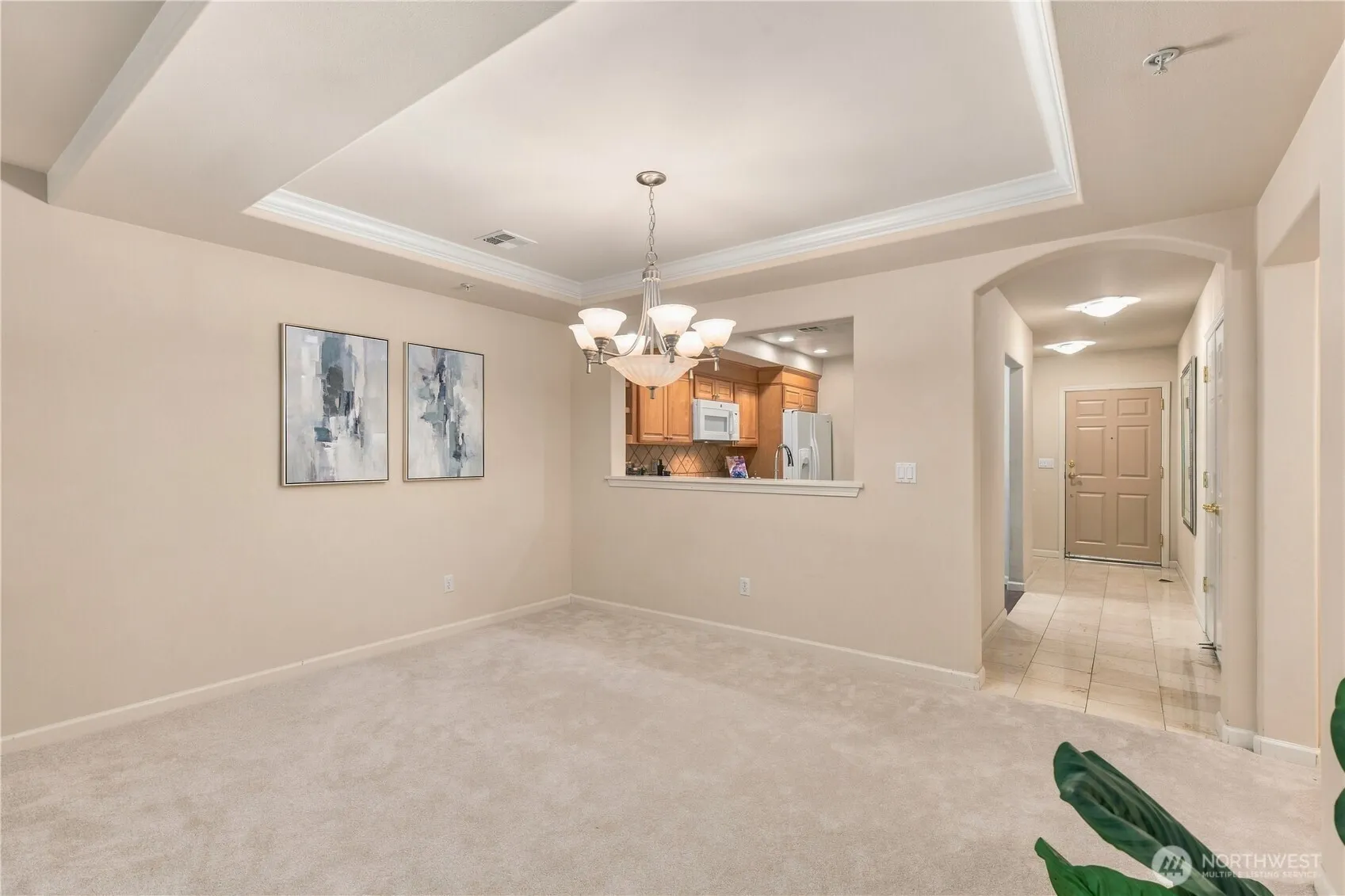 4535 Providence Point Place SE #102, Issaquah, WA 98029