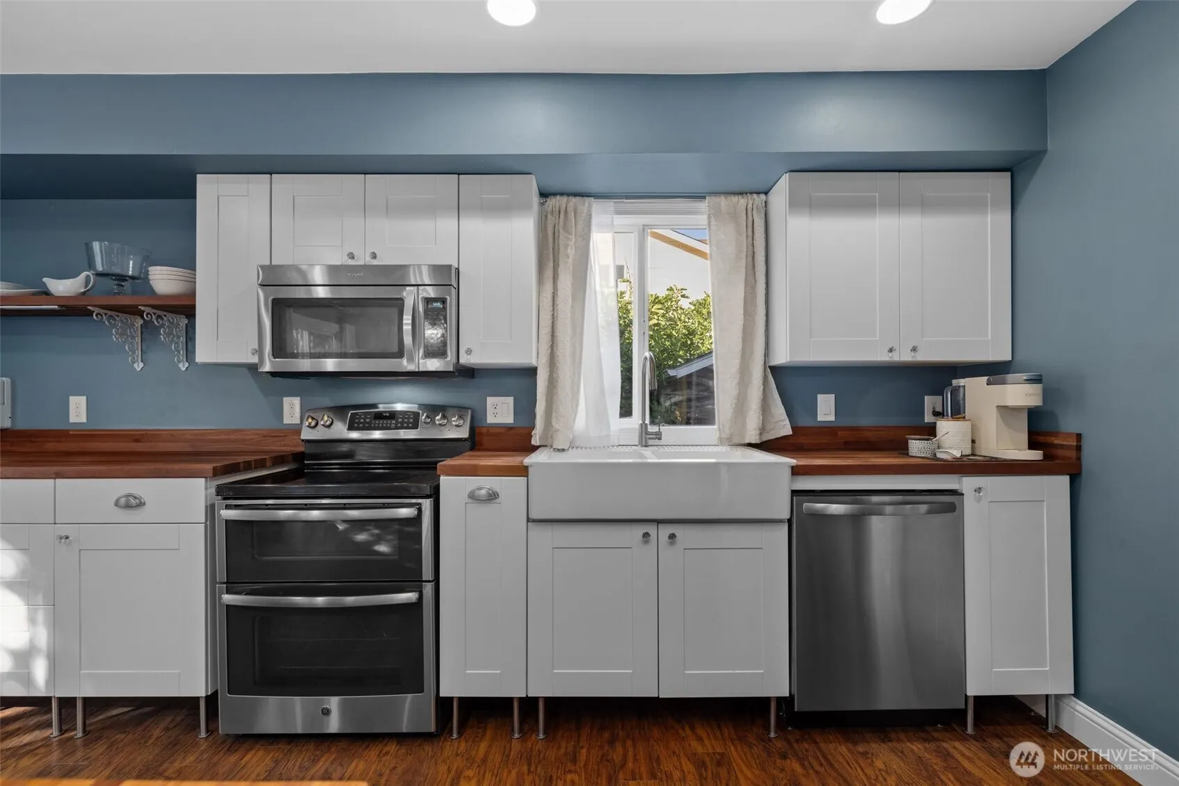 3111 154th Street SW, Lynnwood, WA 98087