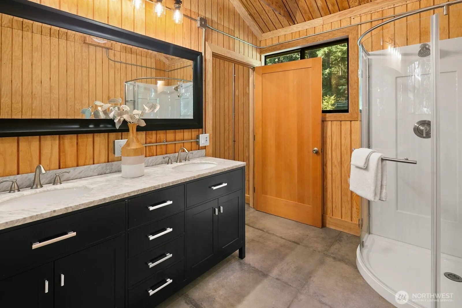 13605 NE 48th Place , Bellevue, WA 98005