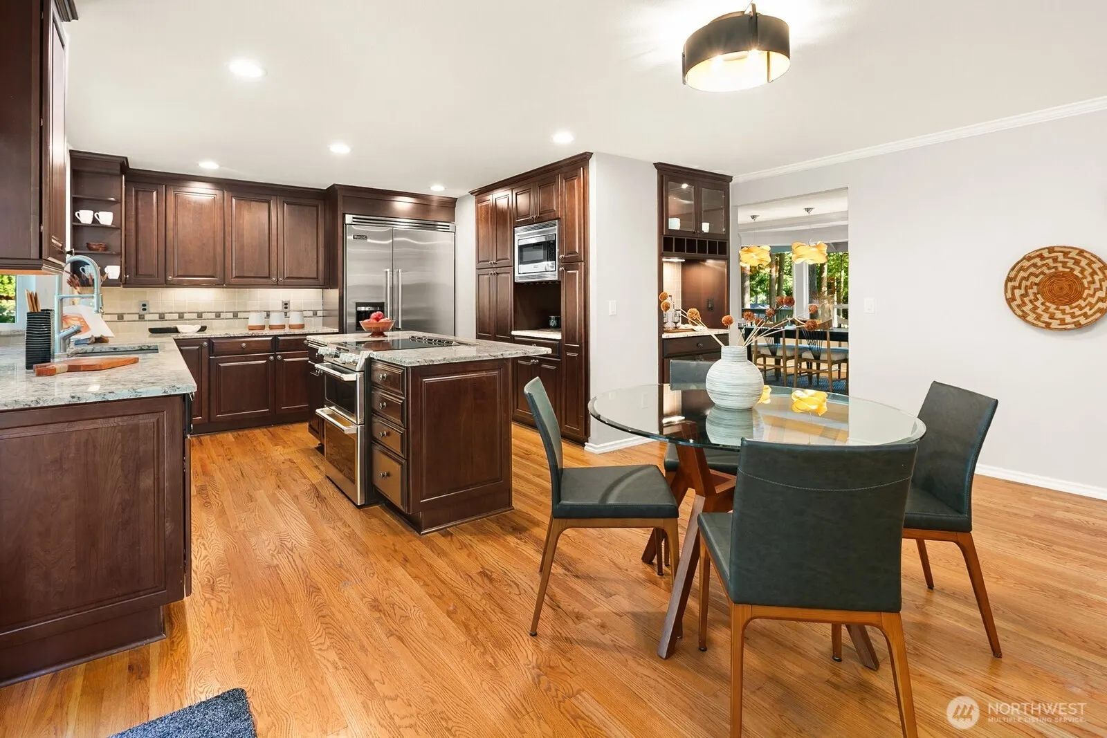 13605 NE 48th Place , Bellevue, WA 98005