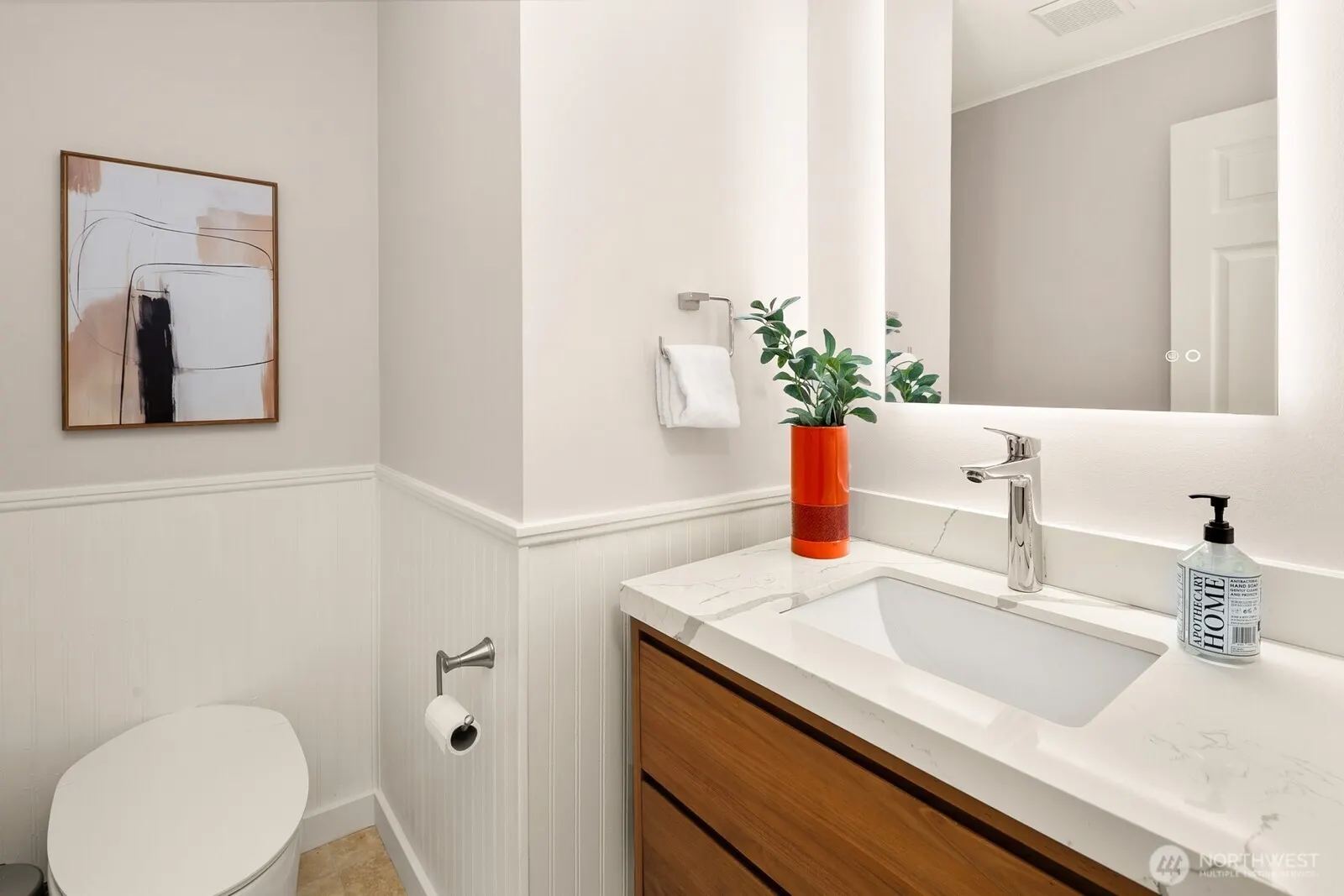 13605 NE 48th Place , Bellevue, WA 98005