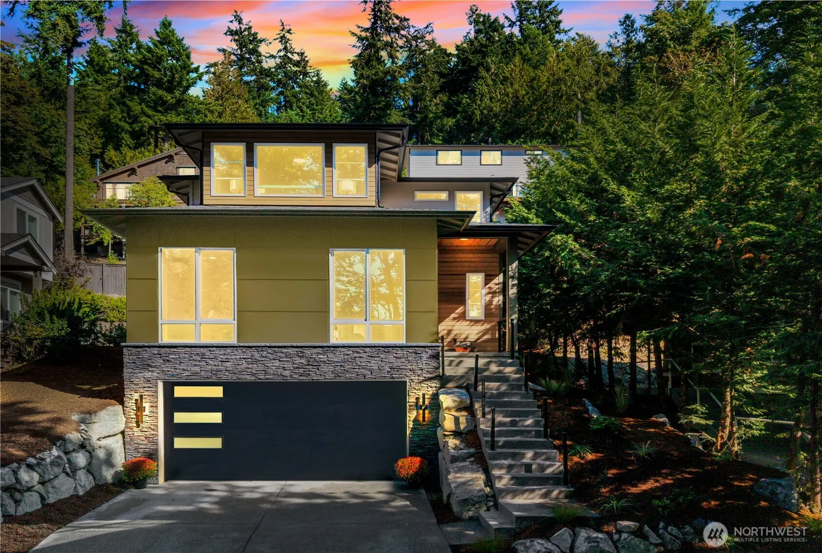 1072 205th Avenue NE, Sammamish, WA 98074