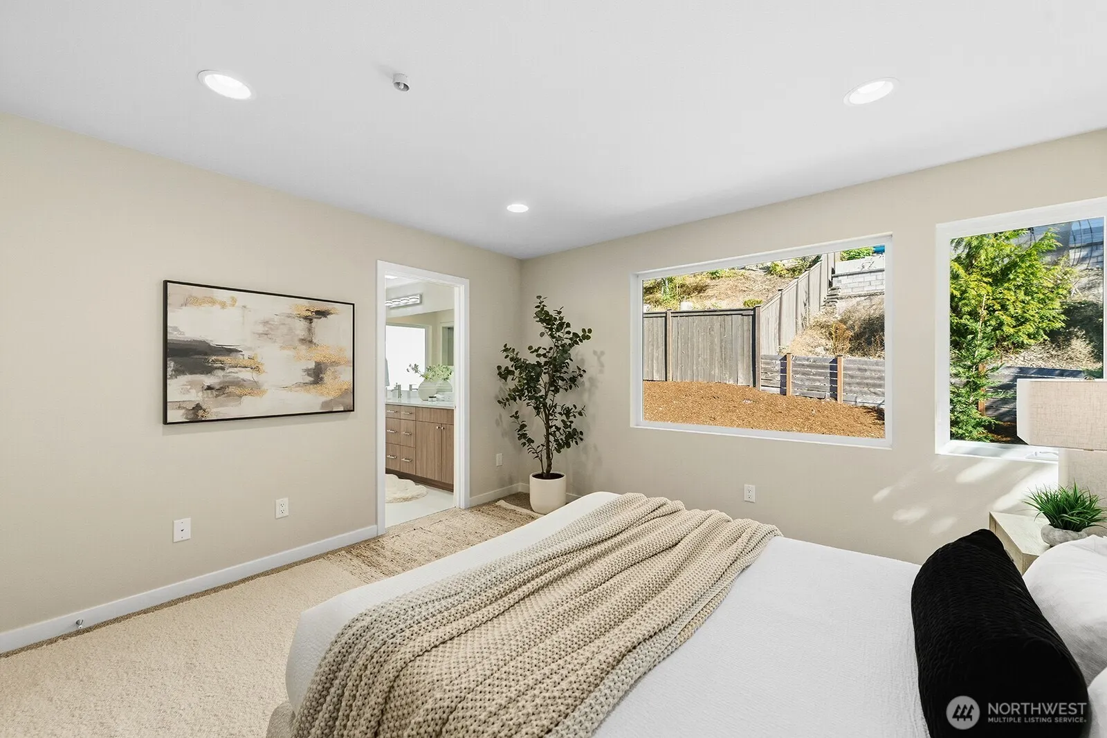 1072 205th Avenue NE, Sammamish, WA 98074