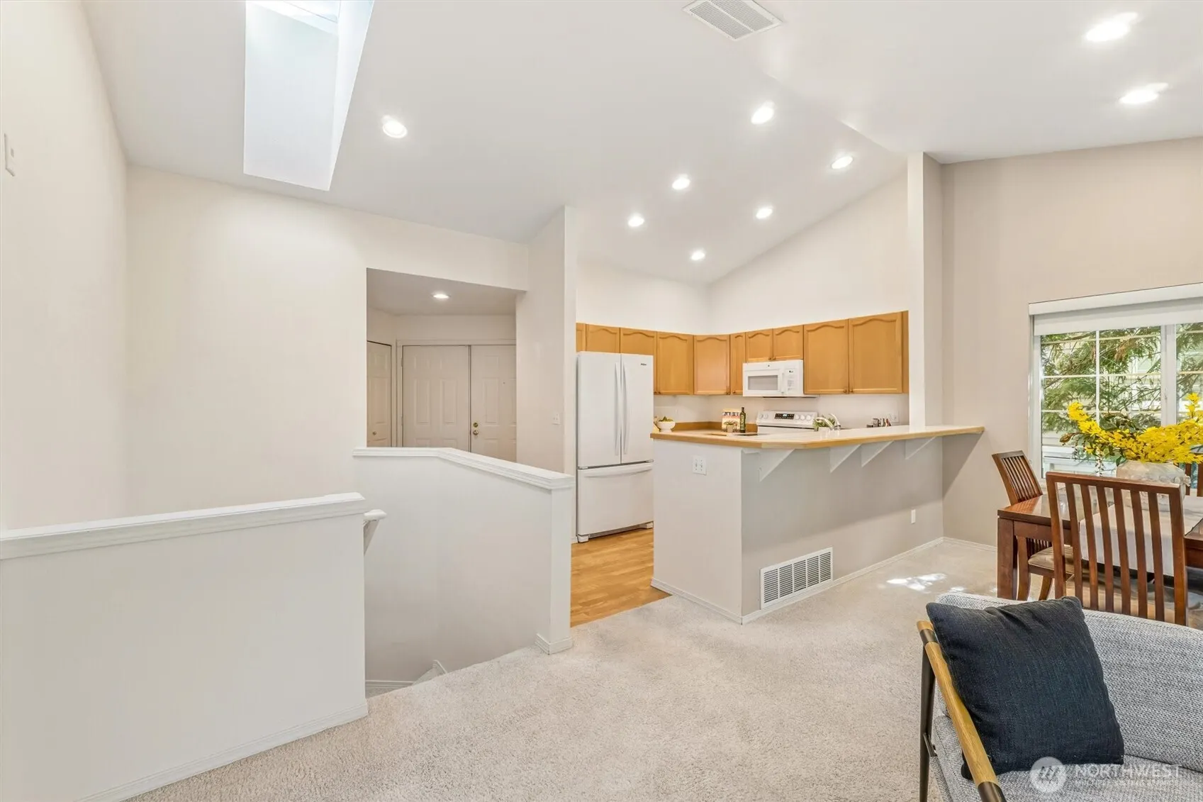 18555 NE 57th Street #18555, Redmond, WA 98052