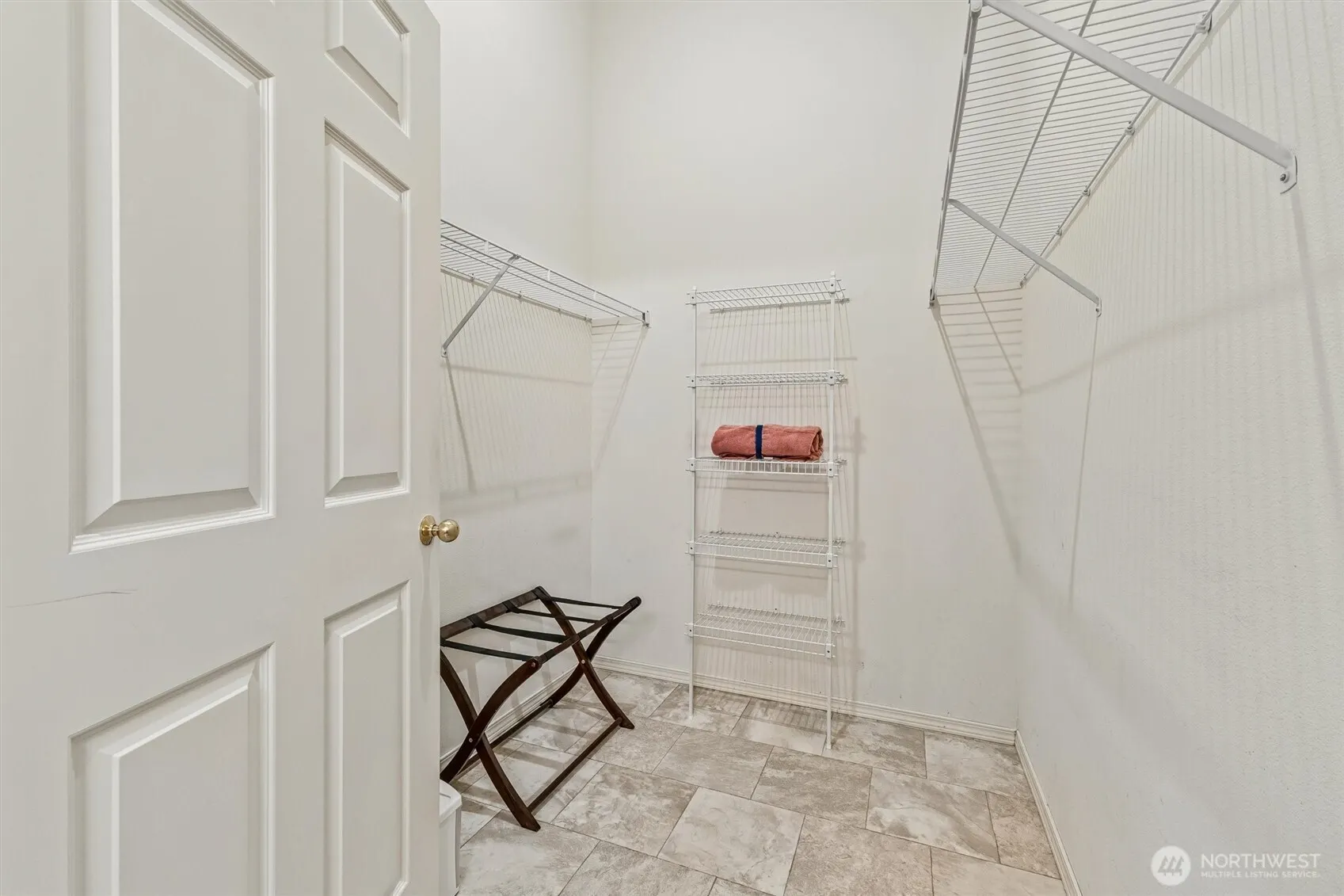 18555 NE 57th Street #18555, Redmond, WA 98052