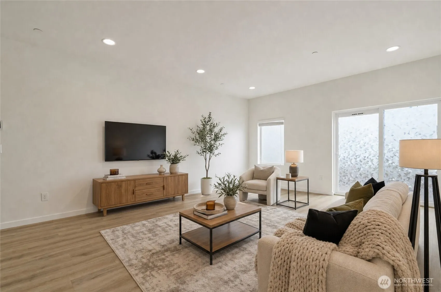 15113 40th Avenue W #C6, Lynnwood, WA 98087