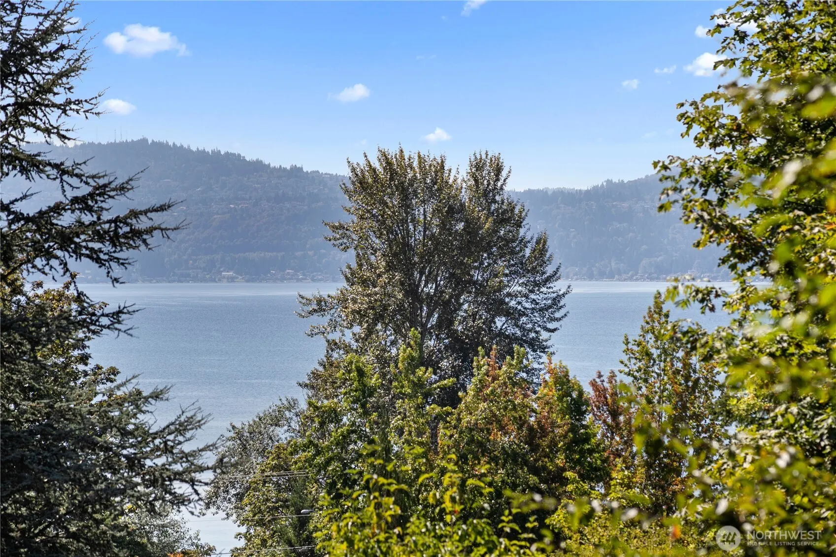 19627 NE 33rd Place , Sammamish, WA 98074