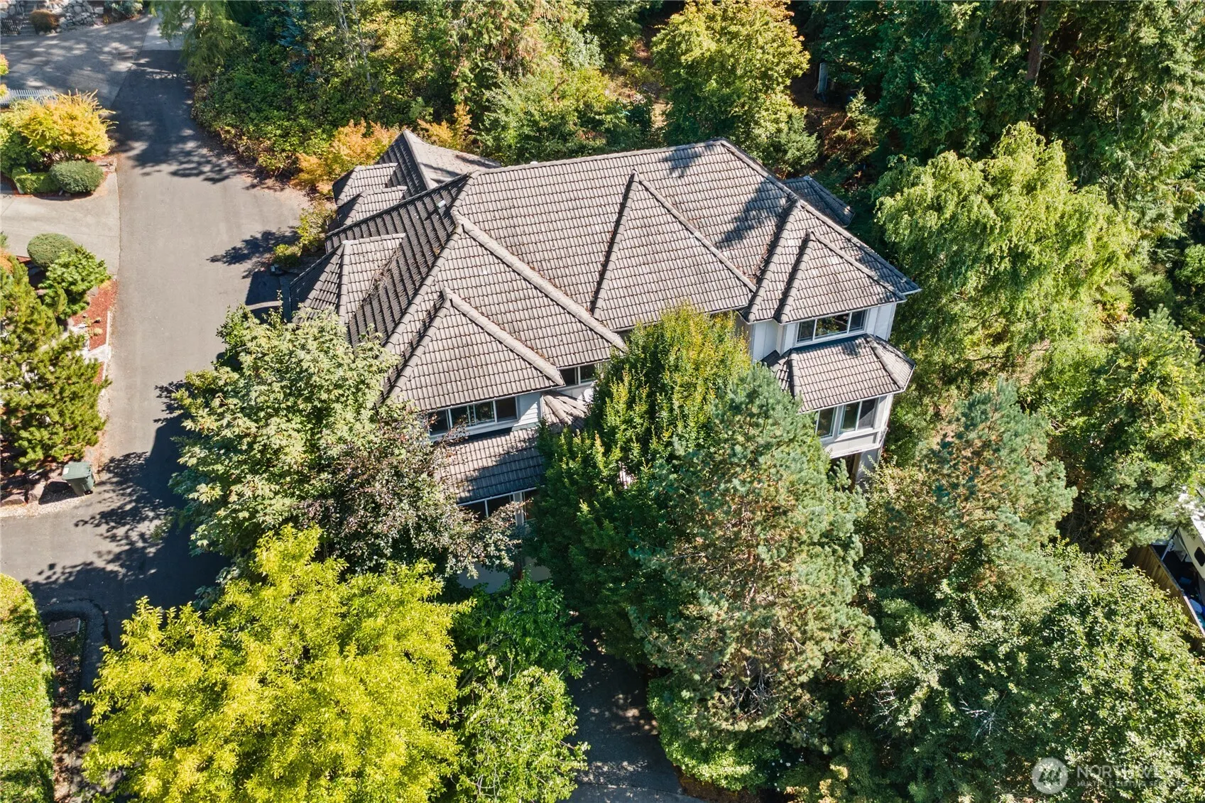 19627 NE 33rd Place , Sammamish, WA 98074