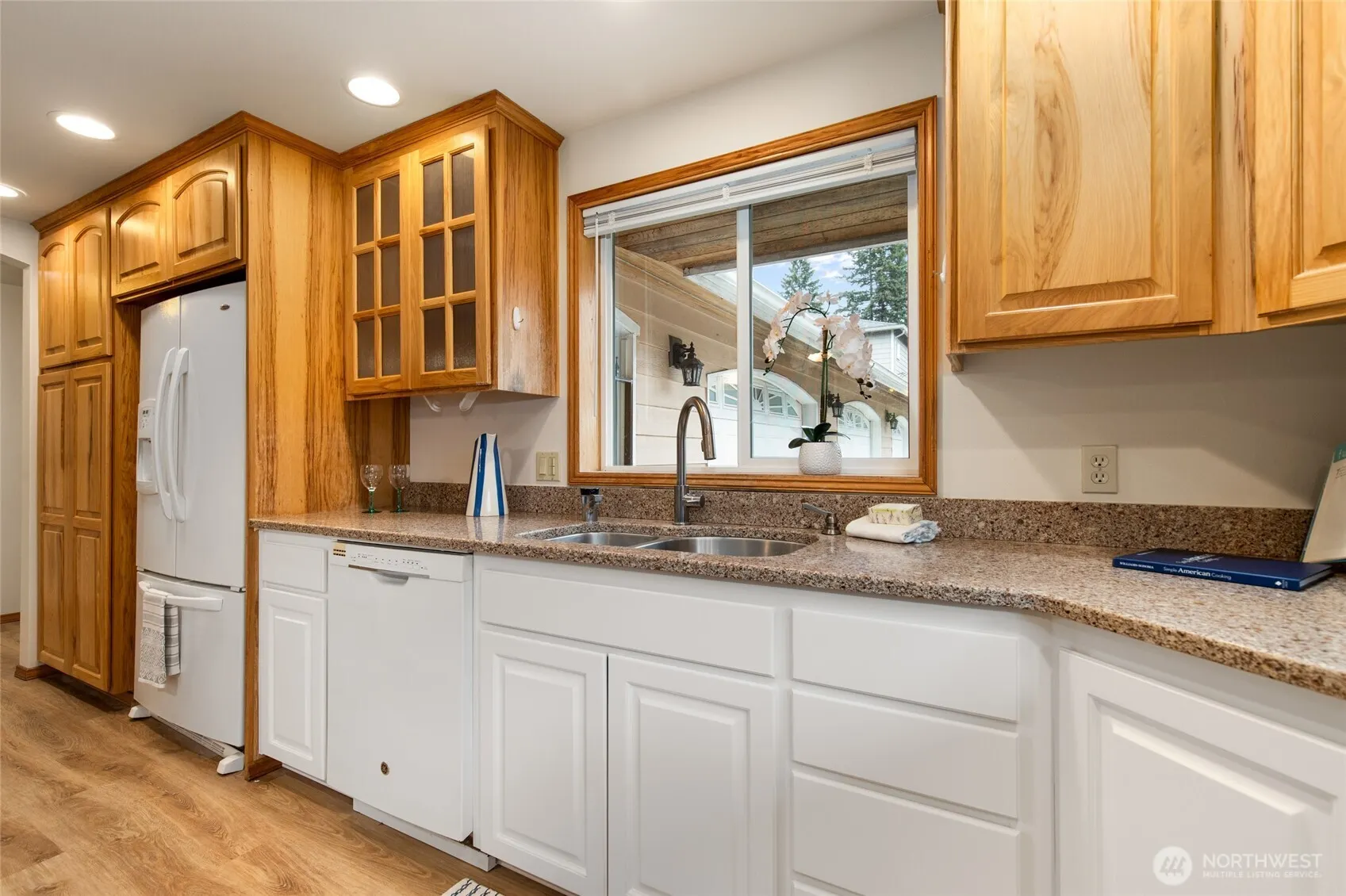 1730 216th Street SW, Lynnwood, WA 98036