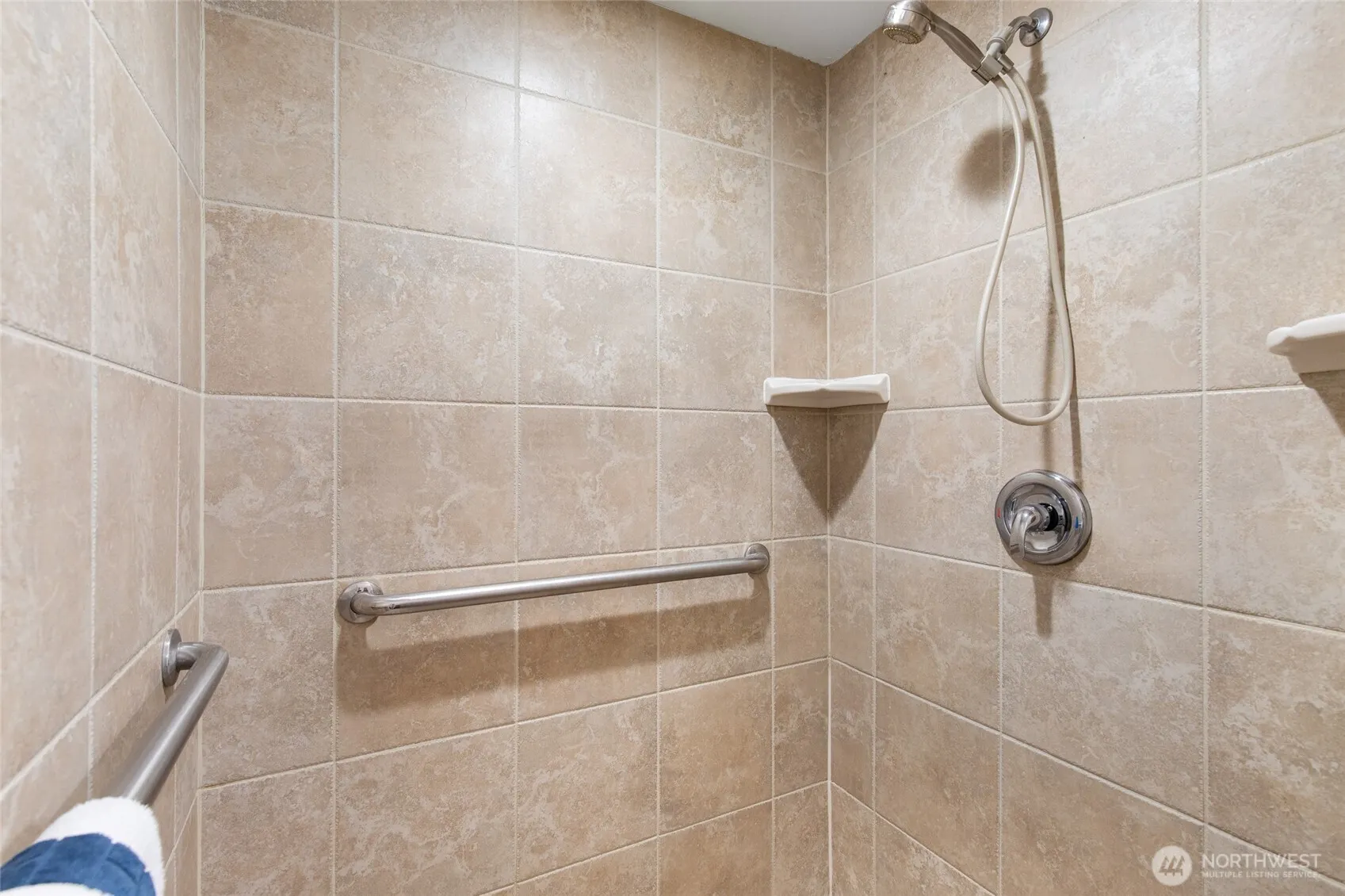 1730 216th Street SW, Lynnwood, WA 98036