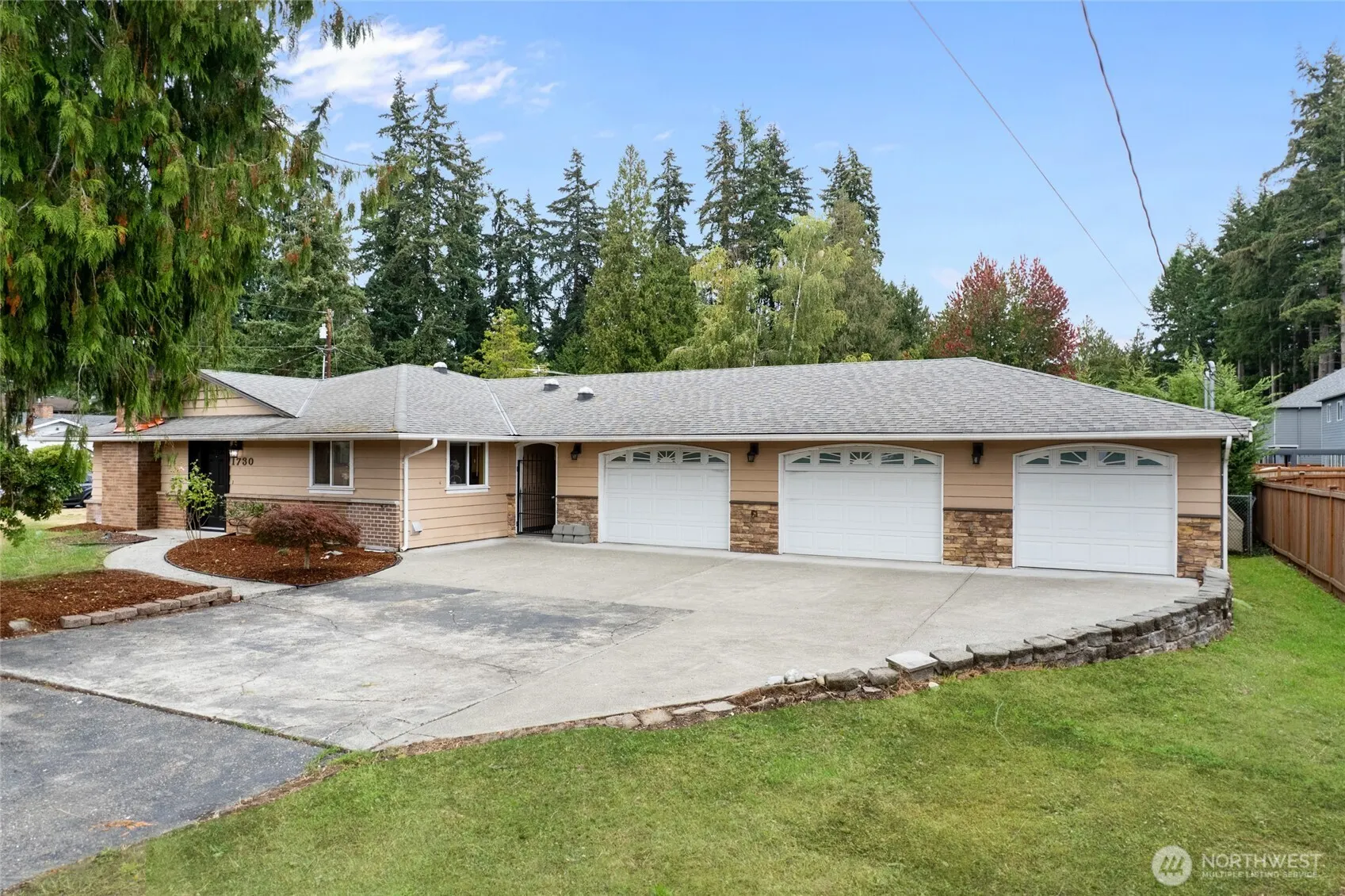 1730 216th Street SW, Lynnwood, WA 98036