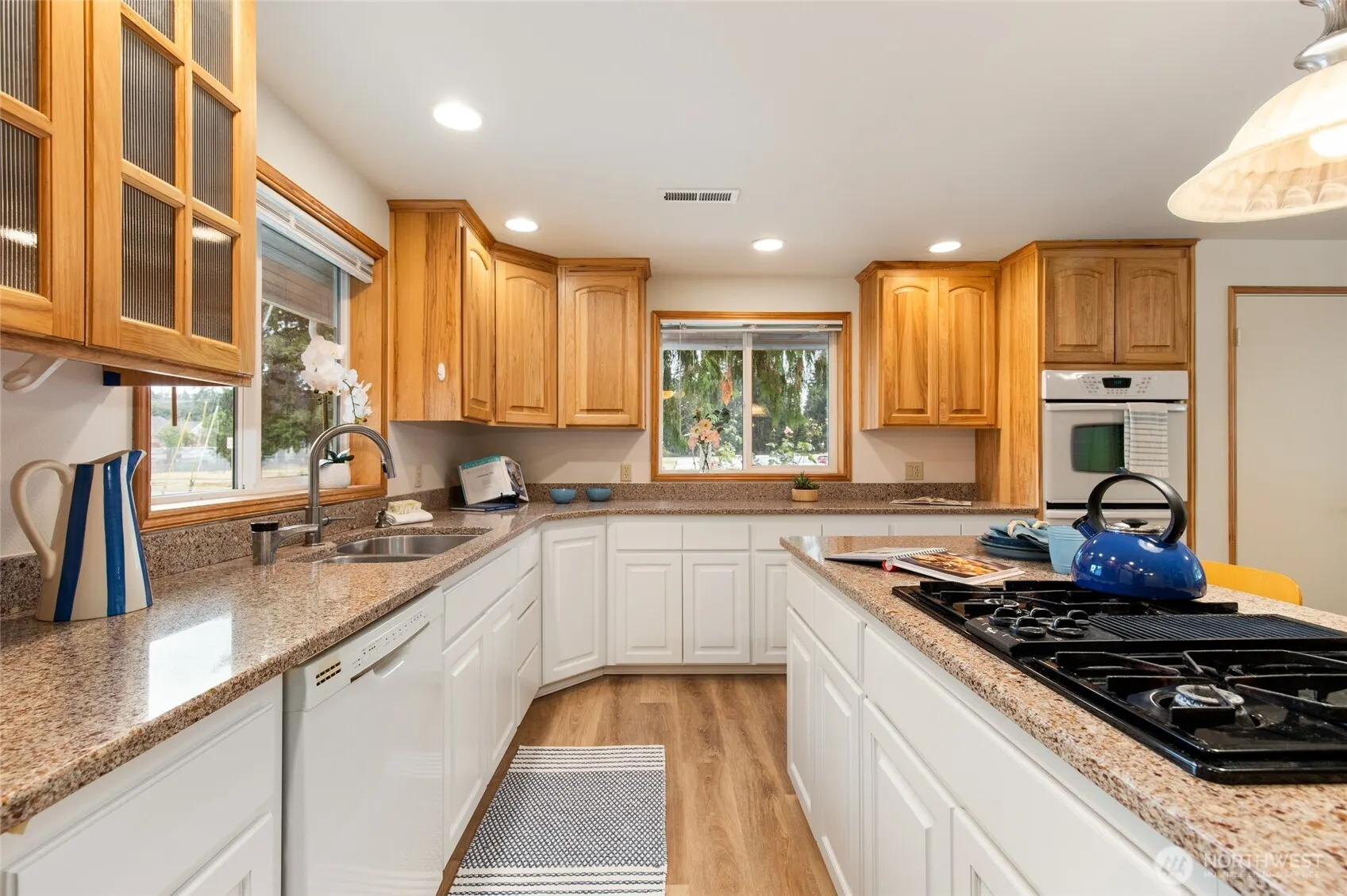 1730 216th Street SW, Lynnwood, WA 98036