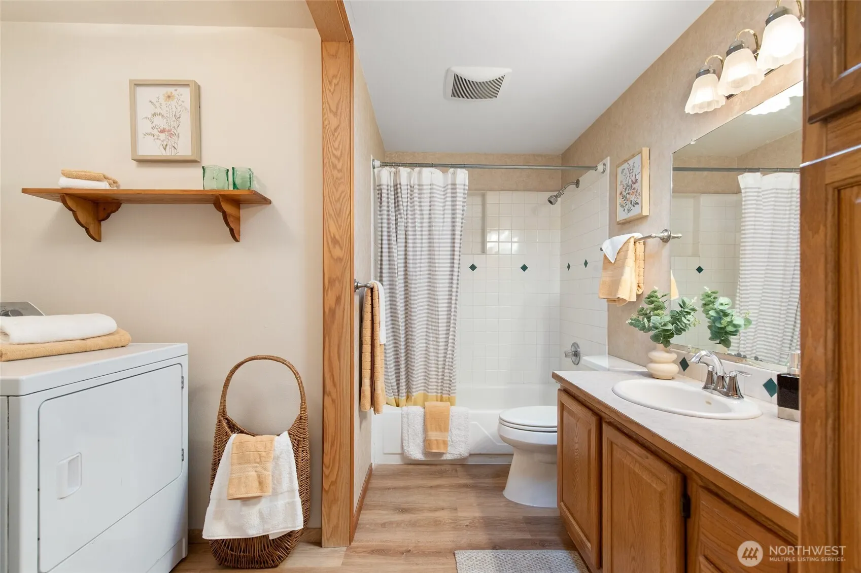 1730 216th Street SW, Lynnwood, WA 98036