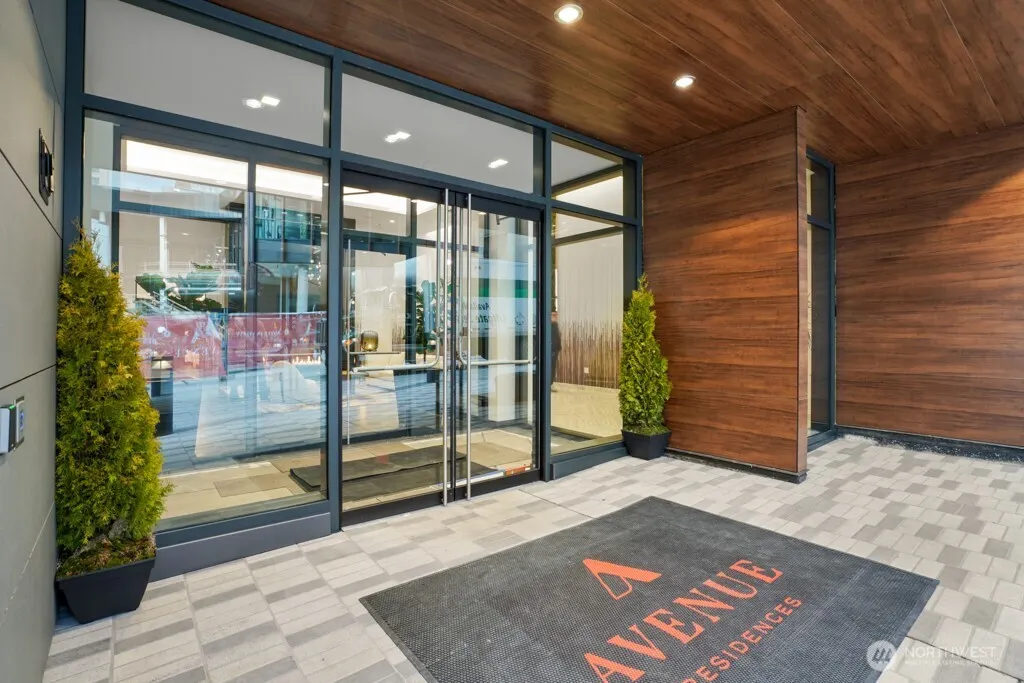 889 NE 103rd Avenue #610, Bellevue, WA 98004