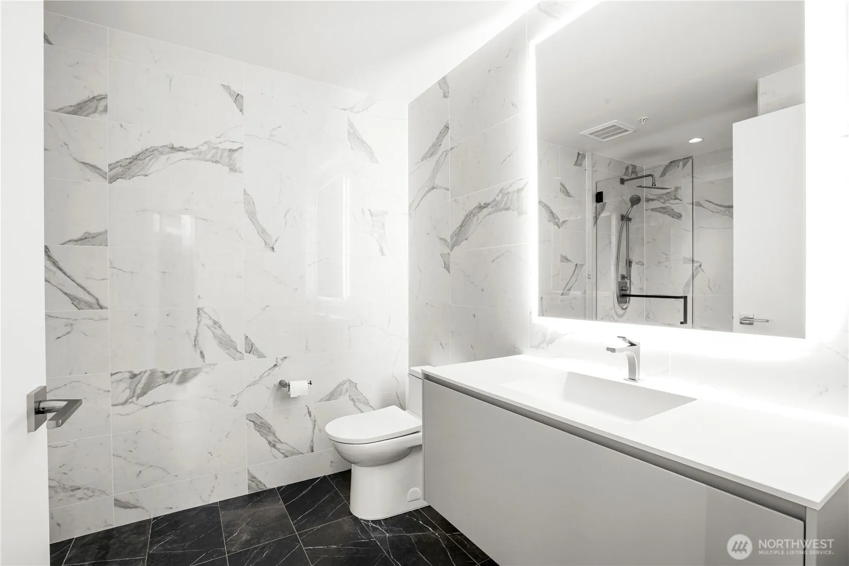 889 NE 103rd Avenue #610, Bellevue, WA 98004