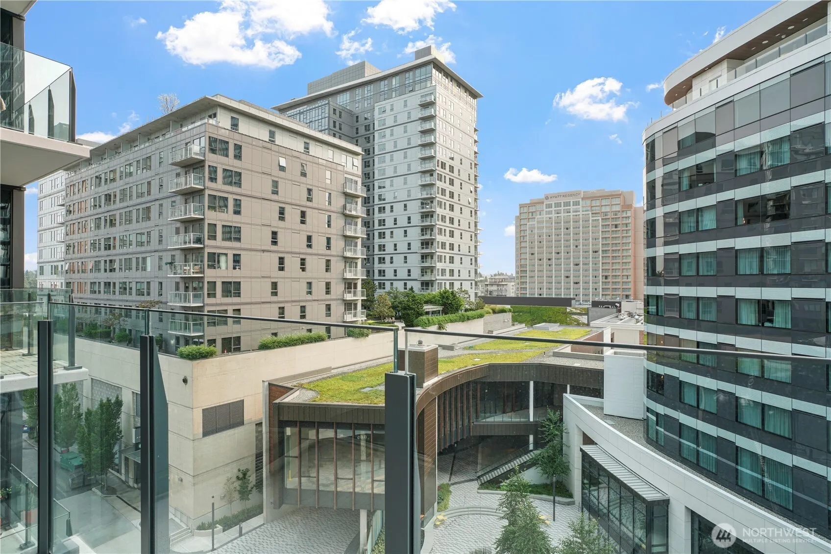 889 NE 103rd Avenue #610, Bellevue, WA 98004
