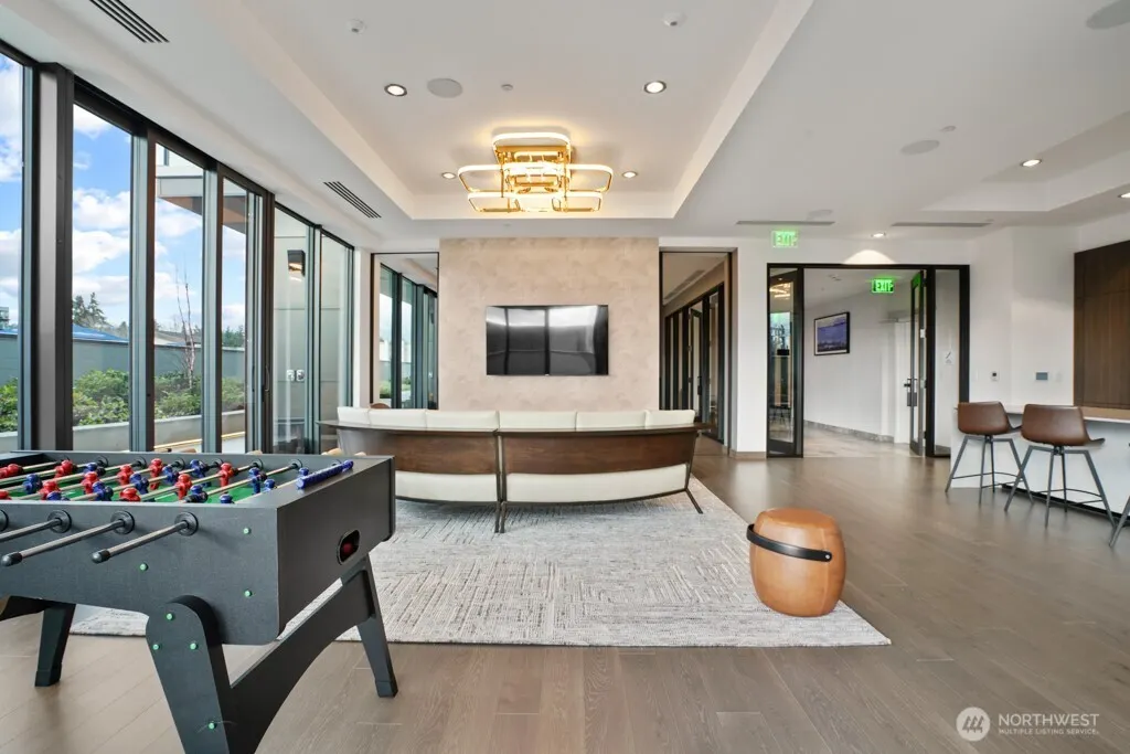 889 NE 103rd Avenue #610, Bellevue, WA 98004
