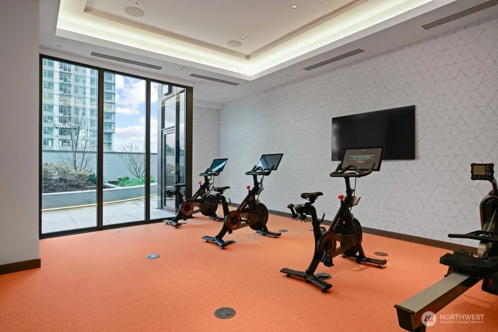 889 NE 103rd Avenue #610, Bellevue, WA 98004