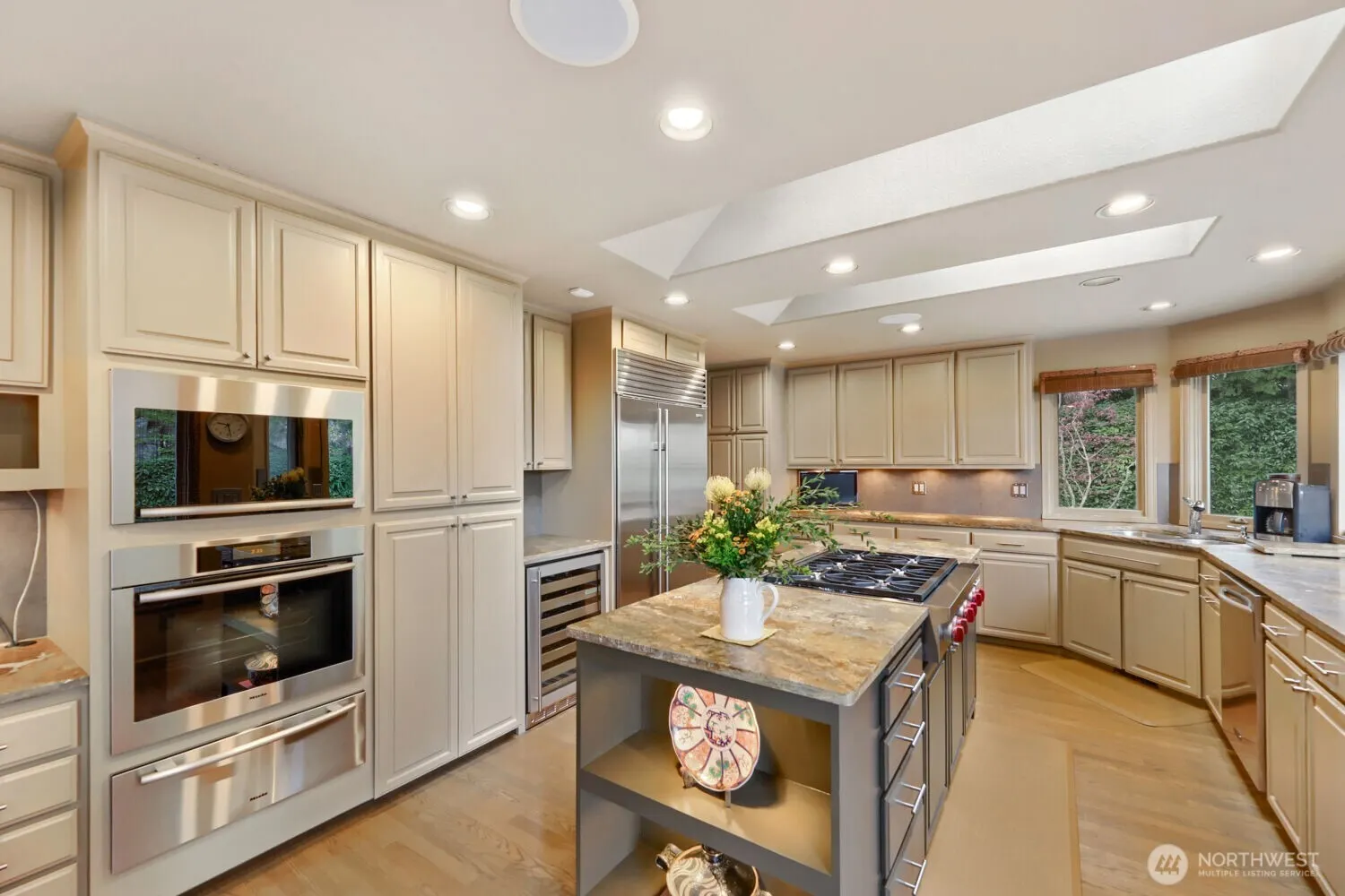 16122 NE 49th Court , Redmond, WA 98052