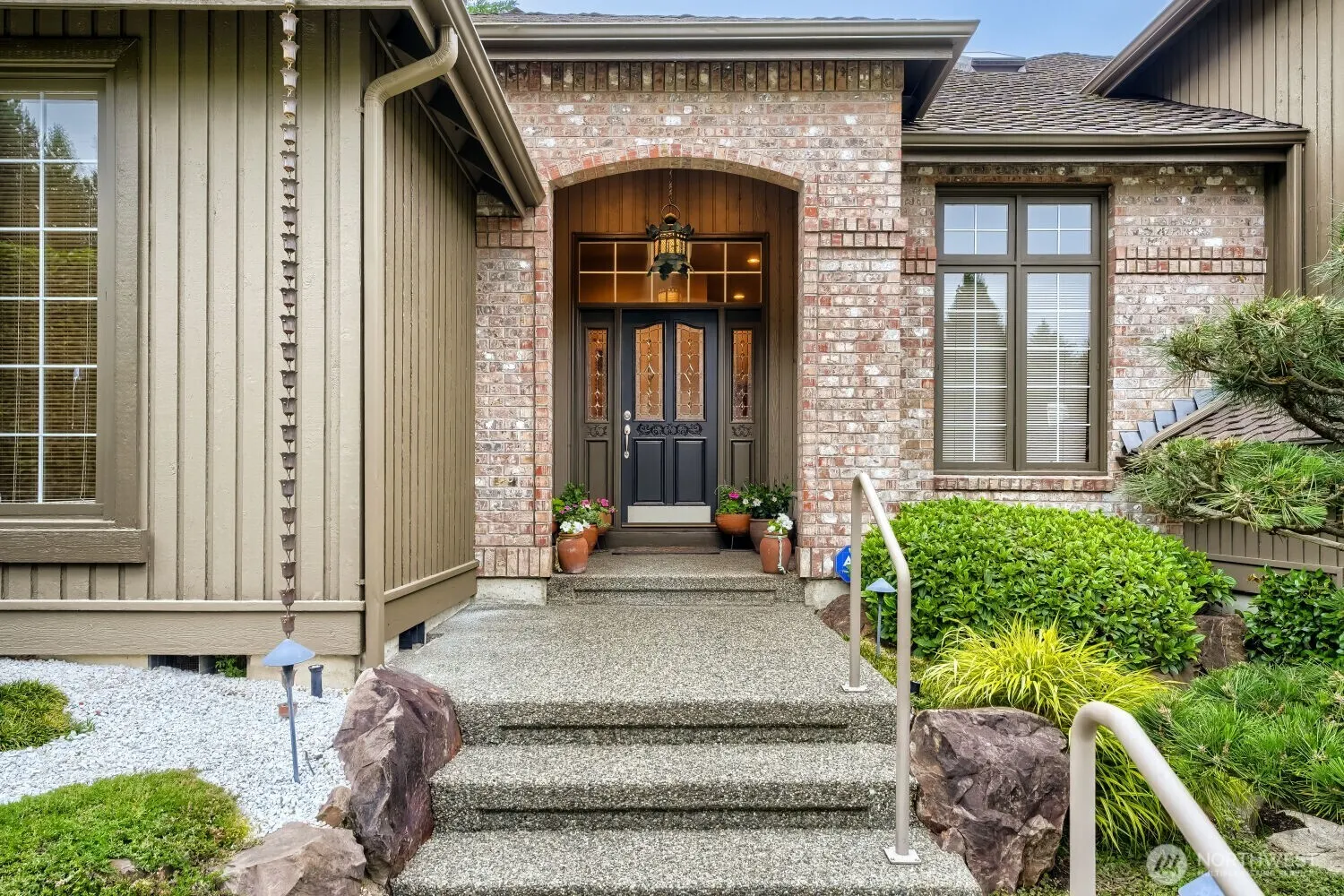 16122 NE 49th Court , Redmond, WA 98052
