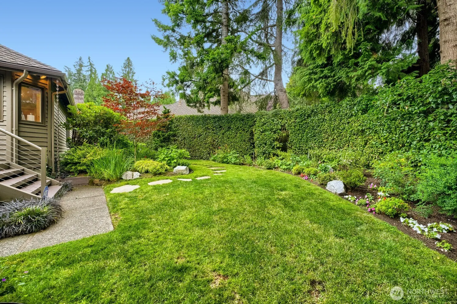 16122 NE 49th Court , Redmond, WA 98052