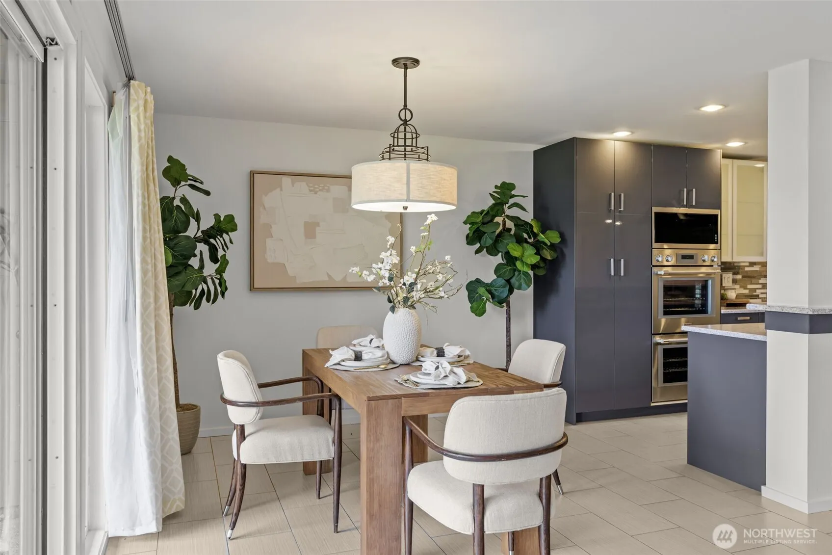 17498 NE 40th Place #I1, Redmond, WA 98052
