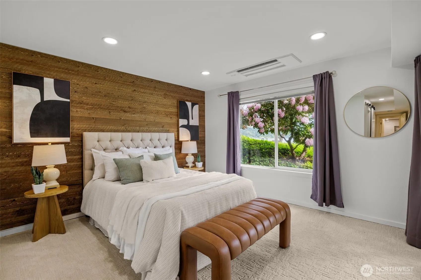17498 NE 40th Place #I1, Redmond, WA 98052