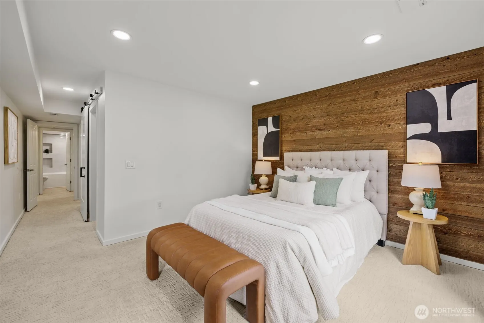 17498 NE 40th Place #I1, Redmond, WA 98052