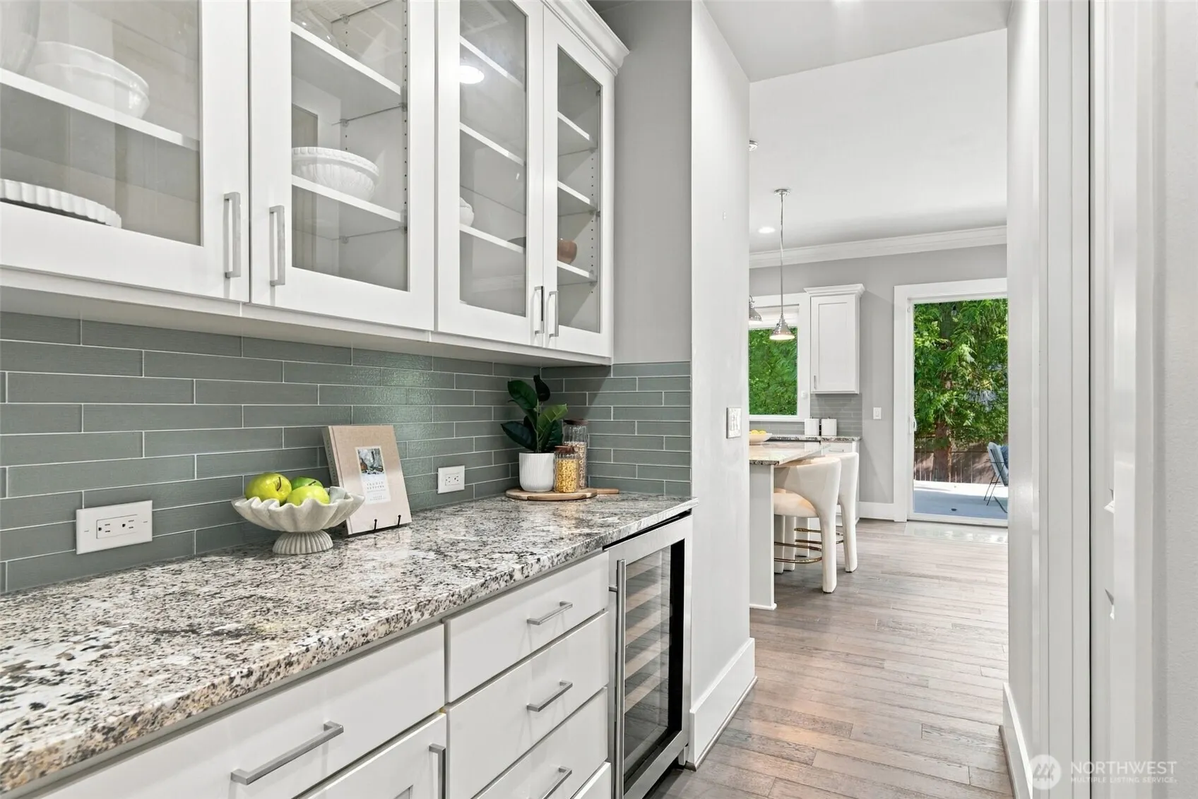 3240 112th Avenue SE, Bellevue, WA 98004