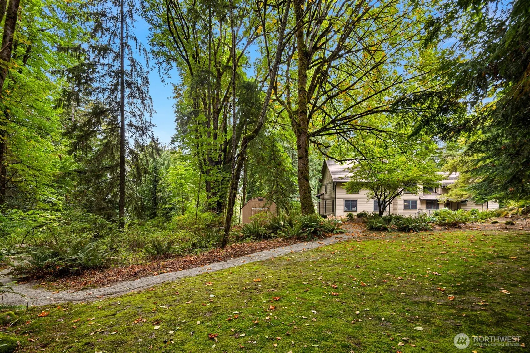 21007 NE 117th Street , Redmond, WA 98053