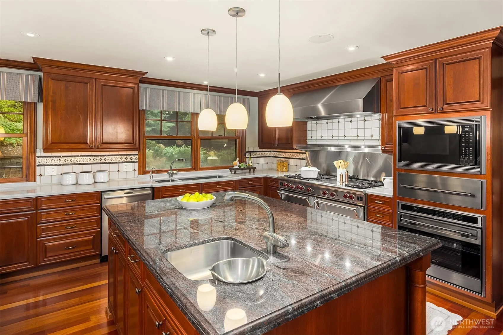 21007 NE 117th Street , Redmond, WA 98053