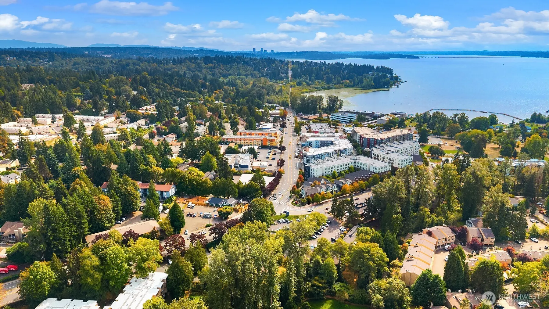 12021 100th Avenue NE #C3, Kirkland, WA 98034