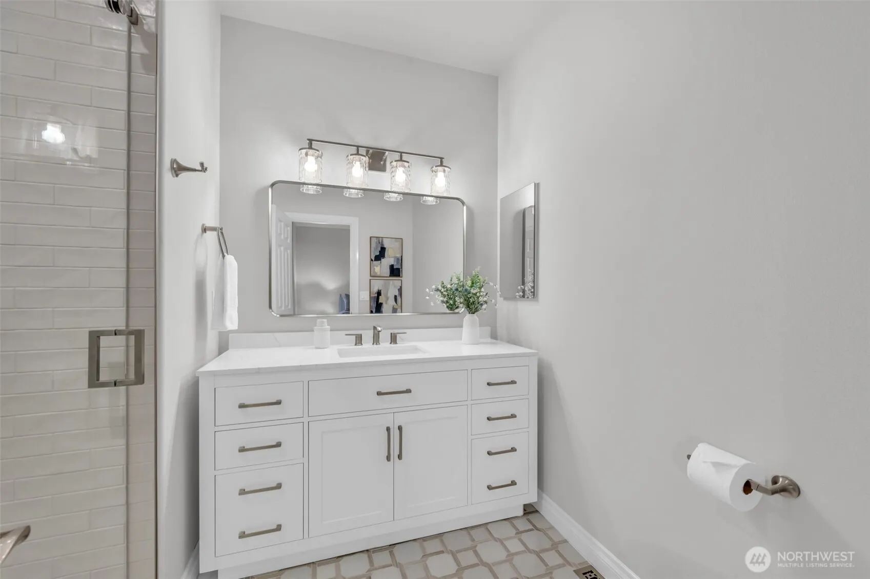 1260 108th Avenue NE, Bellevue, WA 98004