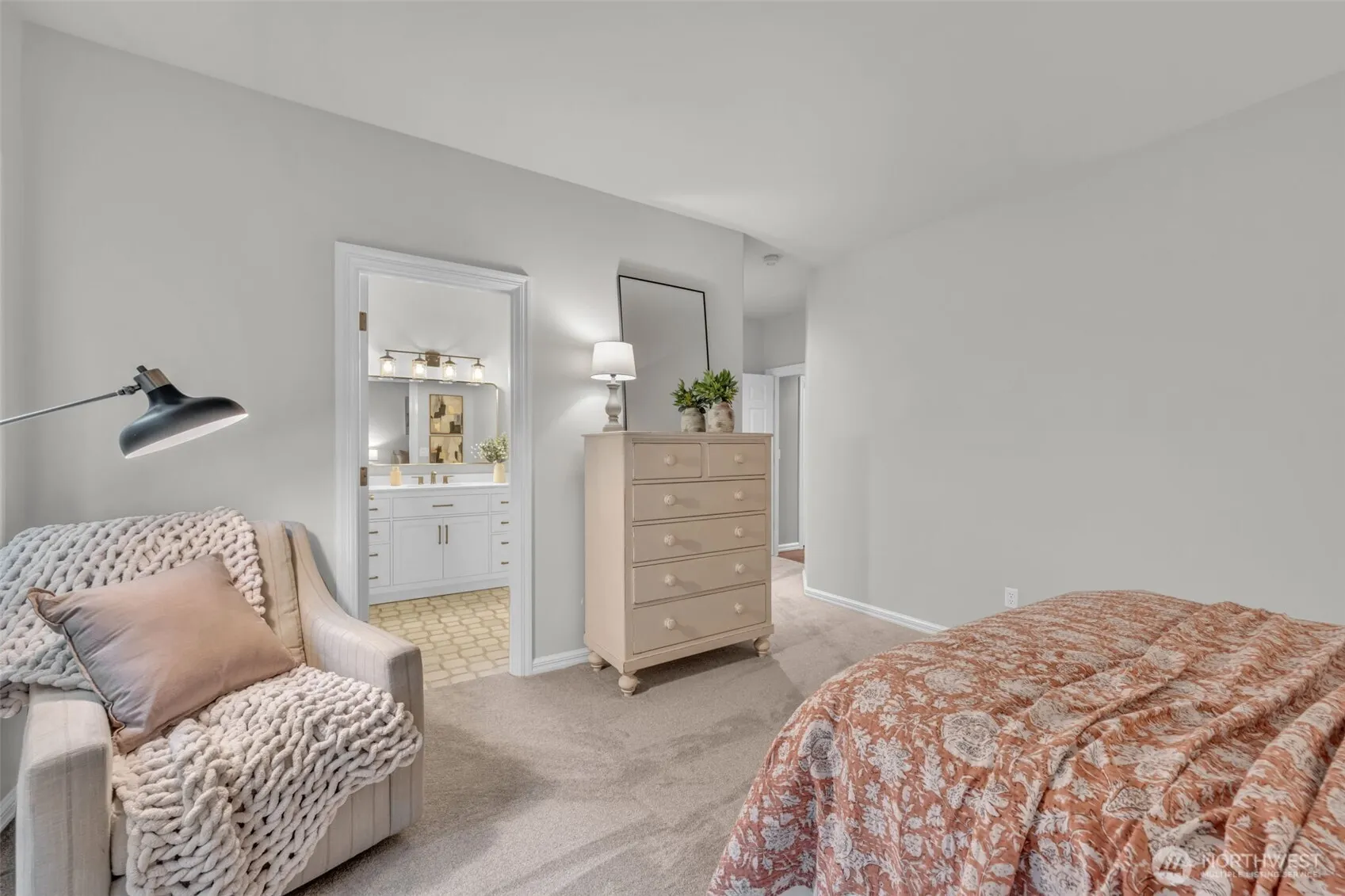 1260 108th Avenue NE, Bellevue, WA 98004