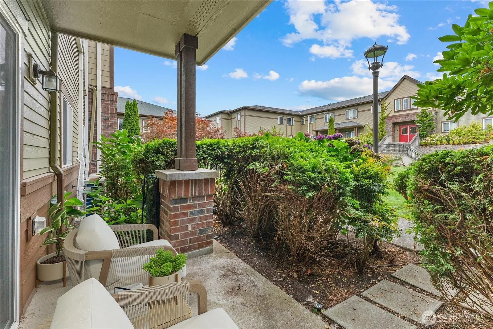 973 NE Ingram Street #A101, Issaquah, WA 98029-5429