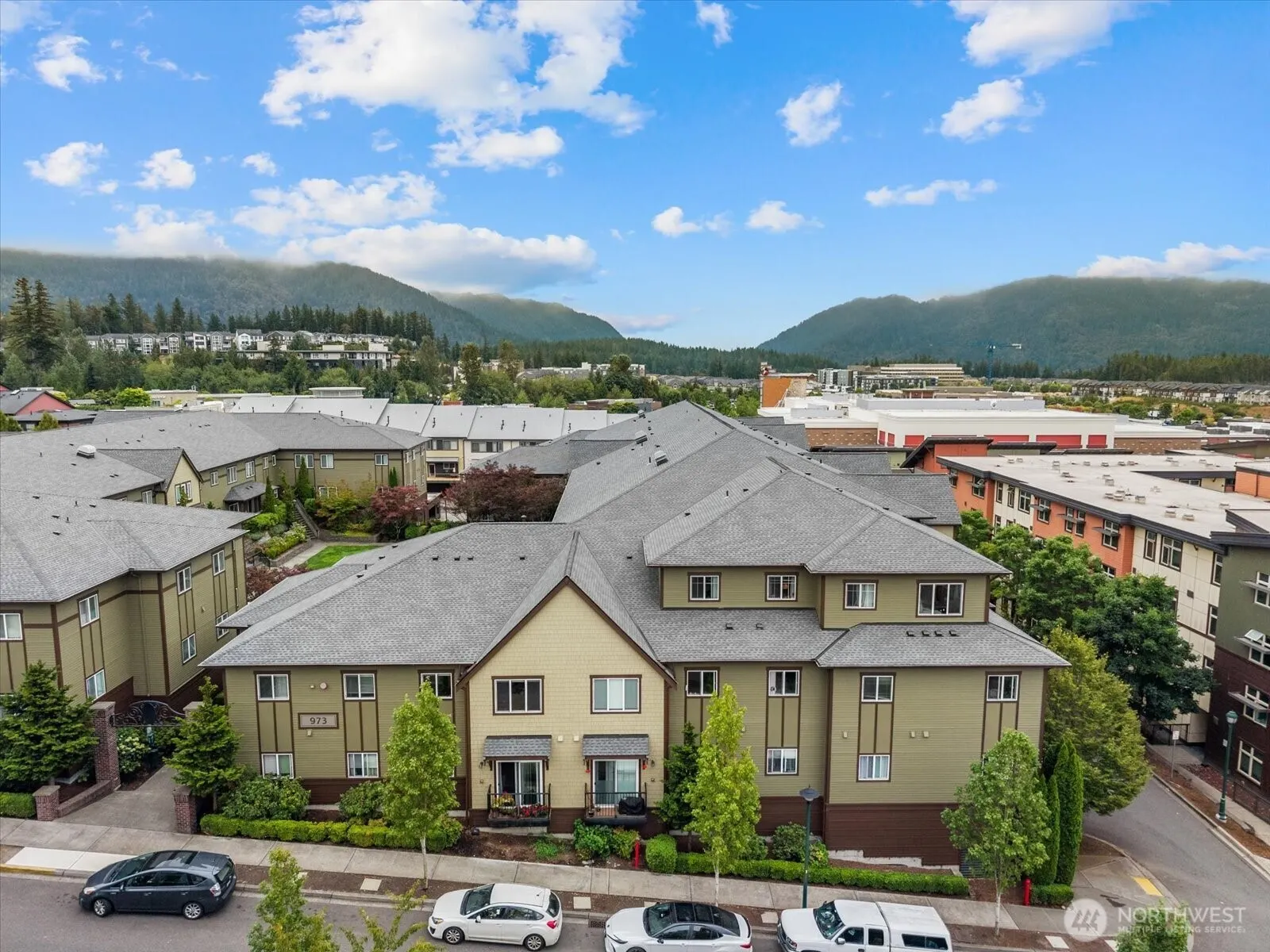 973 NE Ingram Street #A101, Issaquah, WA 98029-5429