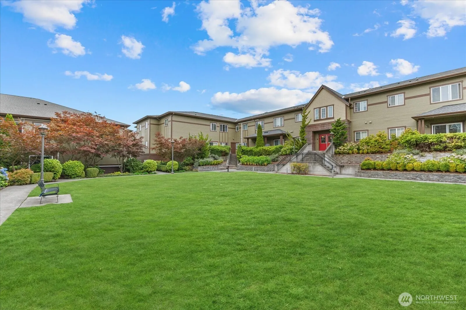 973 NE Ingram Street #A101, Issaquah, WA 98029-5429