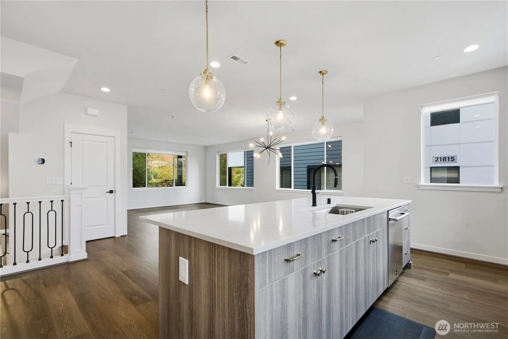 21725 25th Avenue SE #D, Bothell, WA 98021