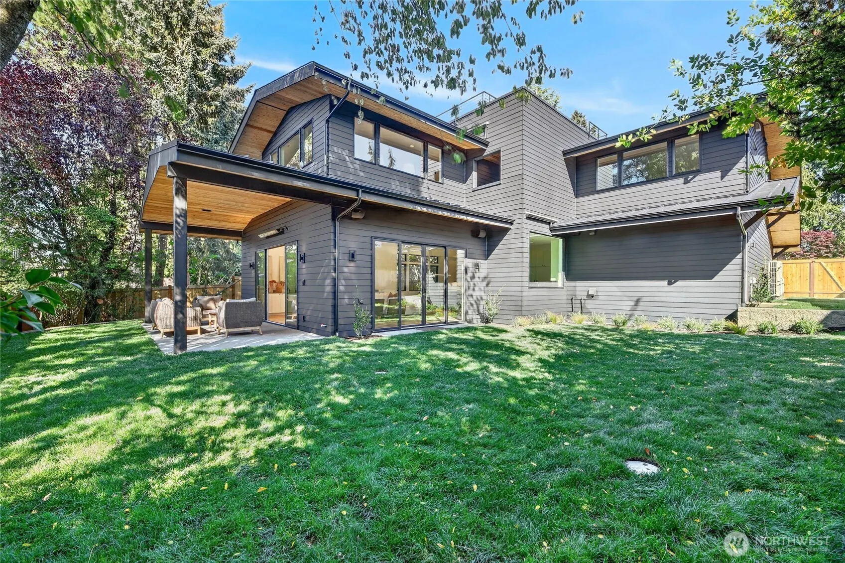 5907 105th Avenue NE, Kirkland, WA 98033