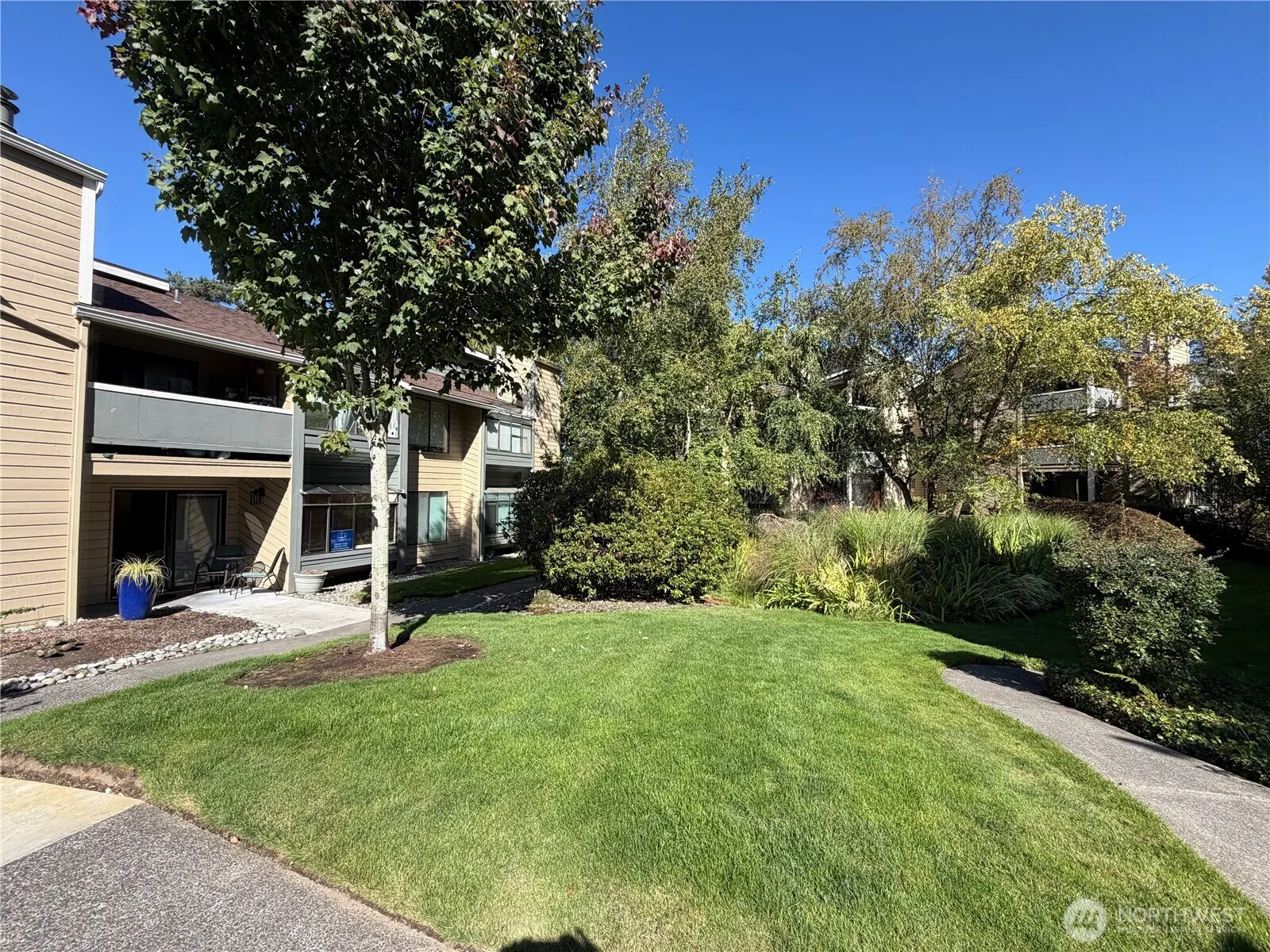 4820 200th Street SW #B101, Lynnwood, WA 98036
