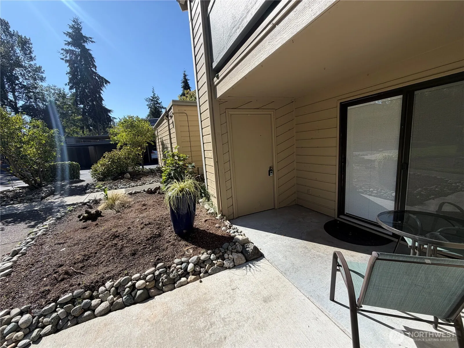 4820 200th Street SW #B101, Lynnwood, WA 98036