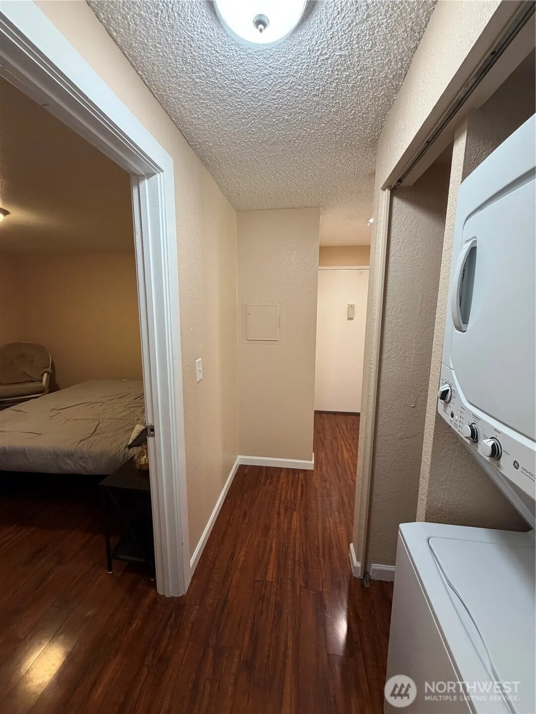 4820 200th Street SW #B101, Lynnwood, WA 98036