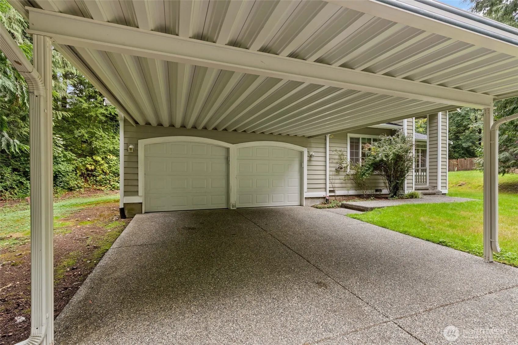 13250 235th Street SE, Issaquah, WA 98027