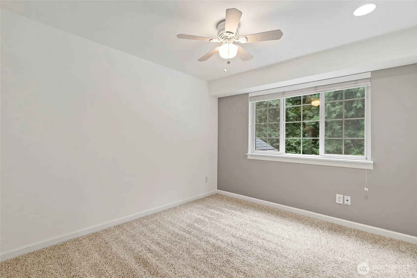 13250 235th Street SE, Issaquah, WA 98027