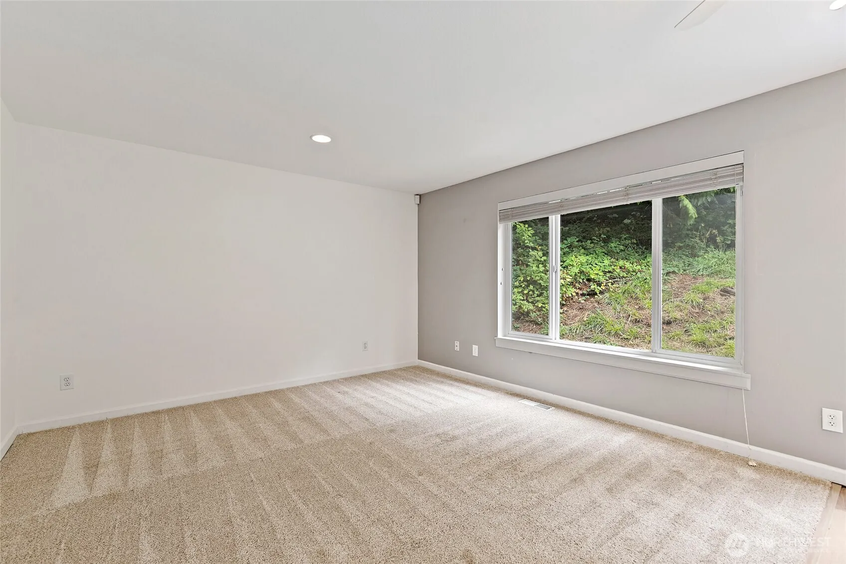 13250 235th Street SE, Issaquah, WA 98027